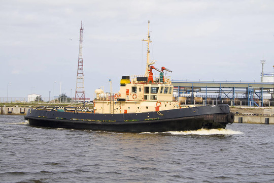 Tugboat 03