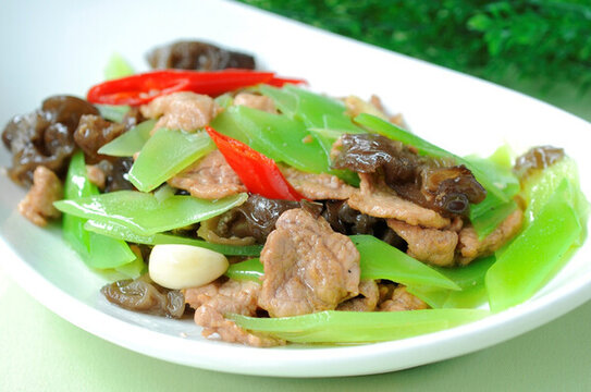 青筍木耳肉片