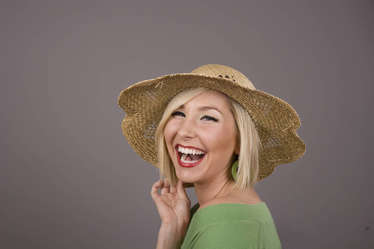 金發(fā)美女Straw Hat Laughng