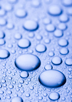 水