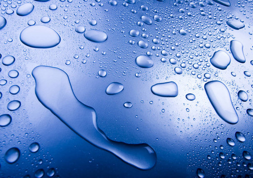 水