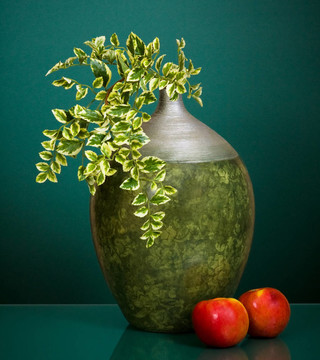 藍(lán)色綠色陶瓷花瓶