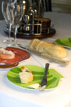 蝦片與面包片和Cocktail Set
