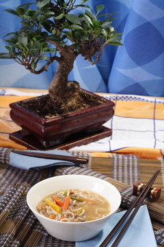 亞洲風(fēng)格裝飾桌