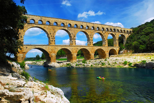 Pont du Gard在法國南部