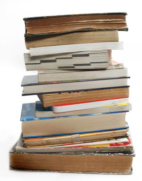 一堆老式的老式書和現代書