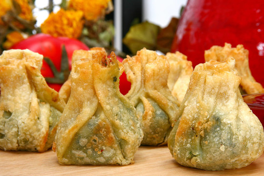 菠菜包開胃菜