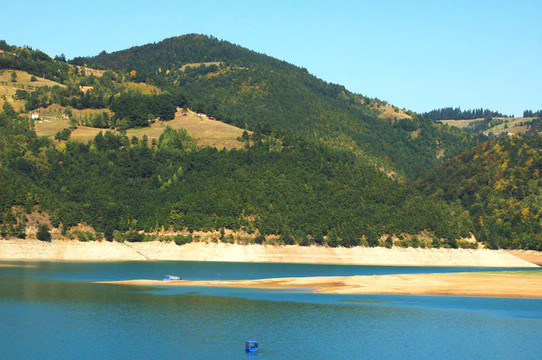 湖