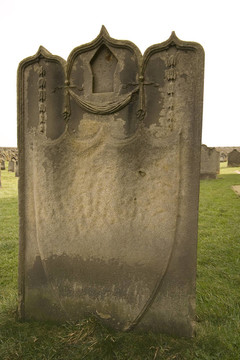 哥特式墓碑在whitby