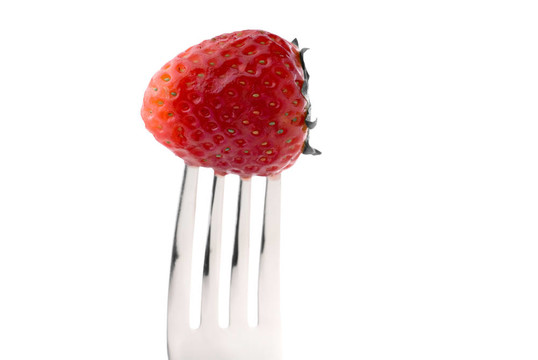 Strawberry的叉子上的白色