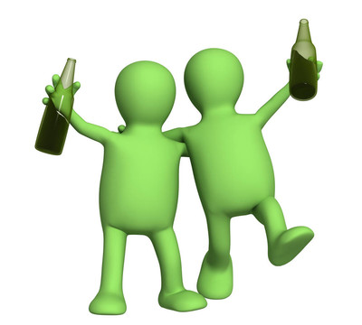 兩個(gè)啤酒瓶的快樂的朋友