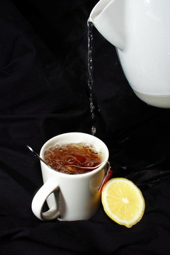 泡檸檬茶