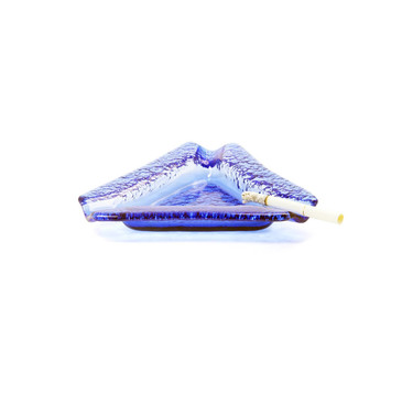 藍(lán)色煙灰缸
