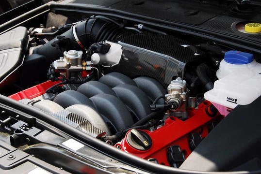 汽車發(fā)動機