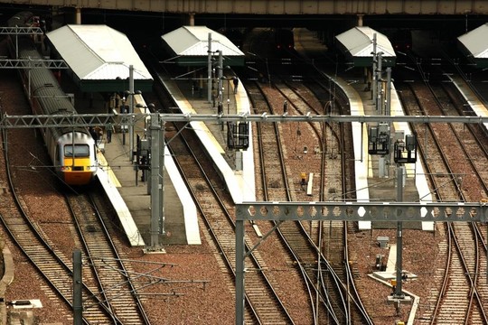 愛丁堡韋弗利火車站平臺