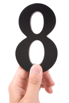 8號