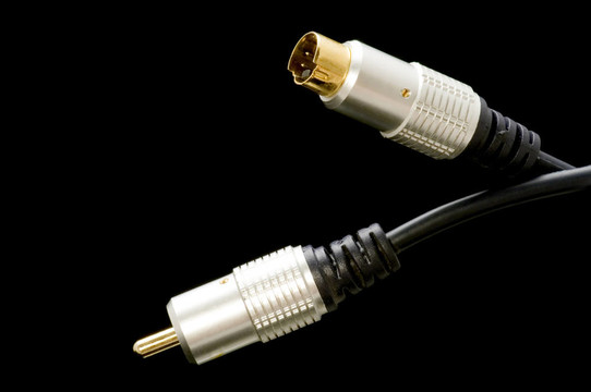 黑色電視電纜