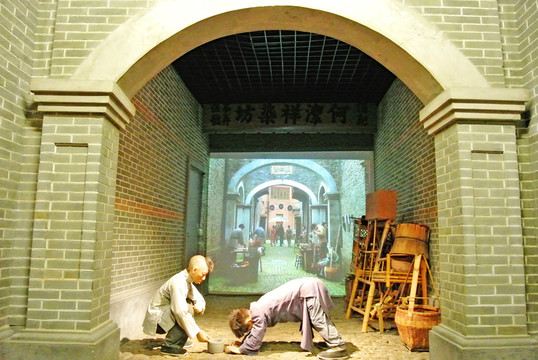 老上海 石庫(kù)門 兒童玩耍蠟像