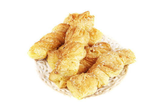 盤(pán)子上的新鮮的煙卷