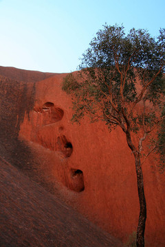 烏盧魯巨石；Ayres Rock；澳大利亞