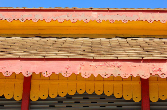 寺廟的屋頂