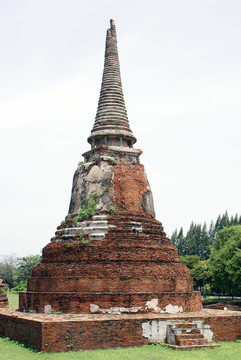 磚塔