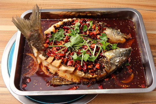 烤鮰魚(yú)