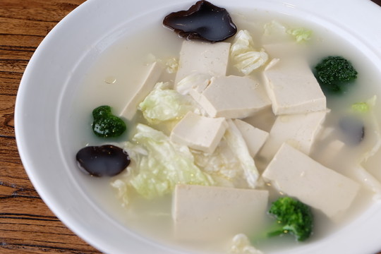 白菜丸子湯