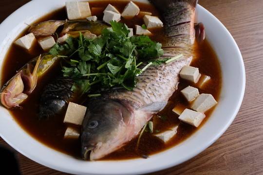 白洋淀燉雜魚