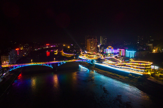 楊帆夜色