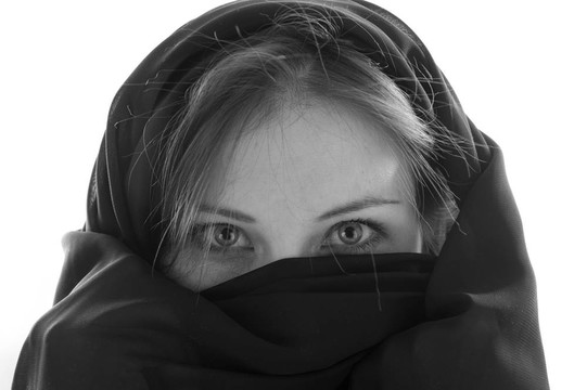 神秘的東方女人，美麗的眼睛。