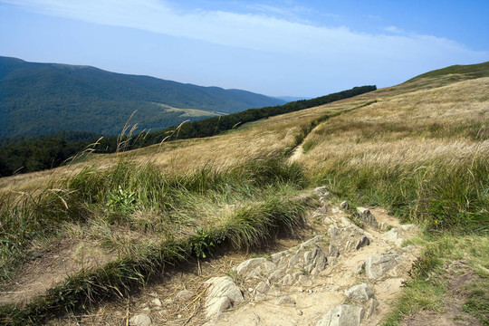山區(qū)旅游徑