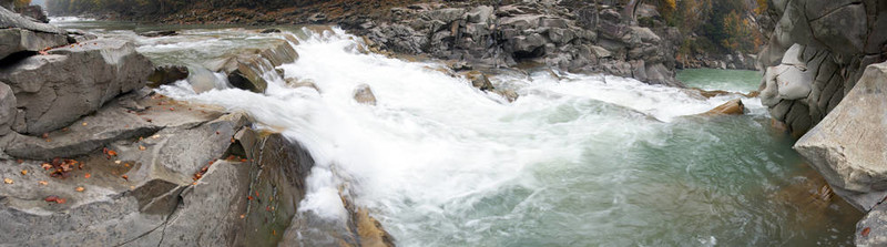 山區(qū)河流