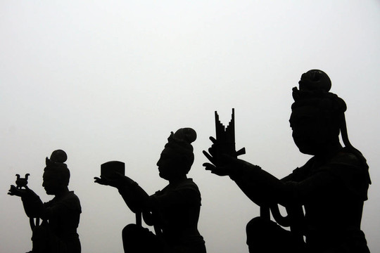 天壇道佛（大佛）；香港