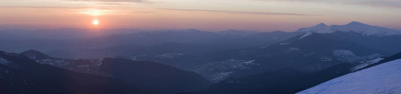 日出山全景