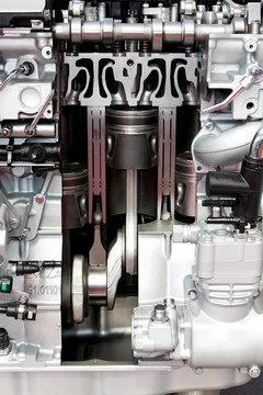 發(fā)動機(jī)活塞