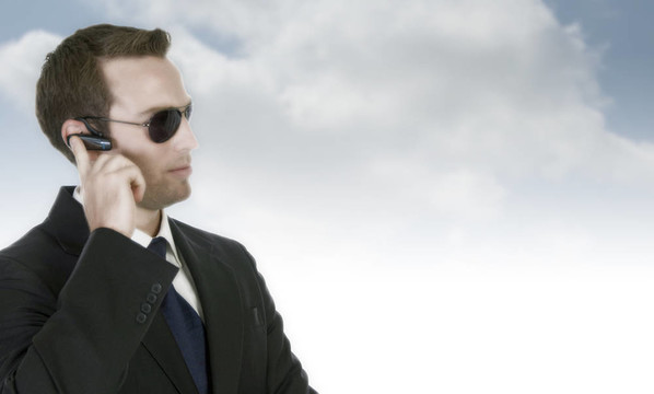 英俊的商人與sunglasse