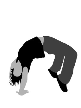 年輕人做橋運(yùn)動(dòng)