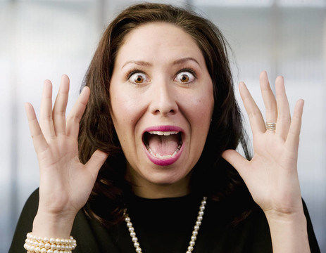 Hispanic Woman的尖叫