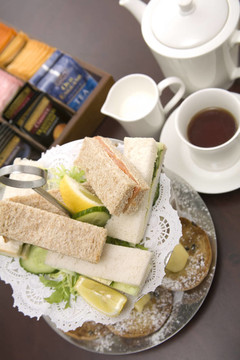 下午茶。