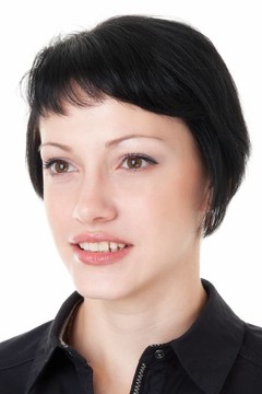 年輕漂亮的女人