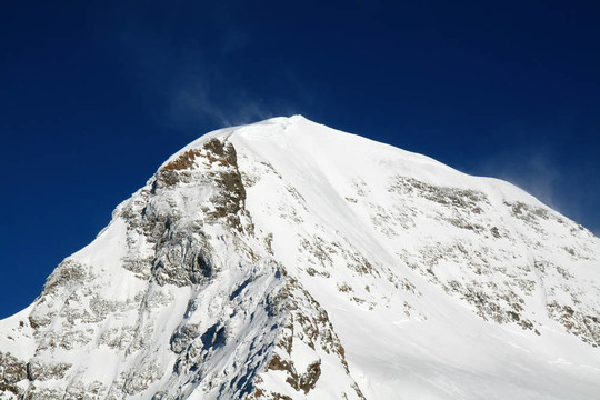 Mount Monch；瑞士