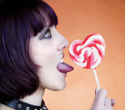 用Lollipop替代女孩的心