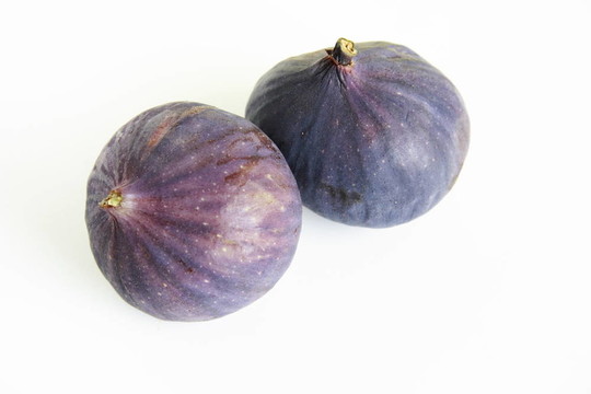 整整兩無花果