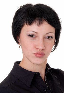 年輕漂亮的女人
