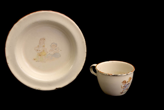 仿古兒童搪瓷板及杯