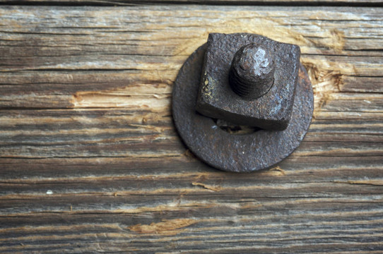 古董Rusty Bolt；洗衣機(jī)和Wood