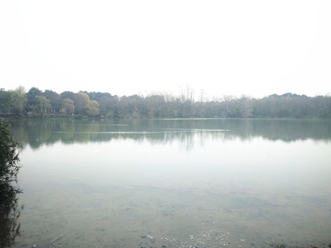 湖泊