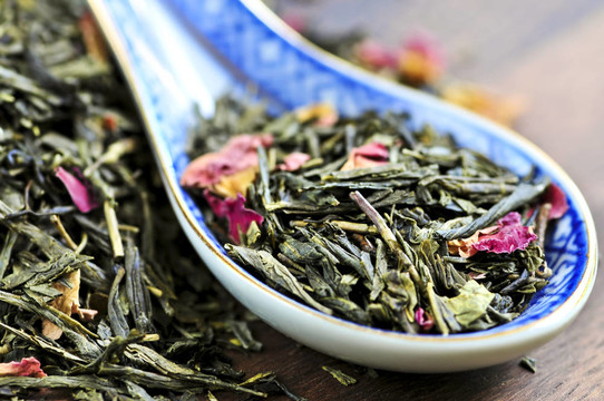 松散的綠茶