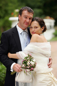 新婚夫婦在結(jié)婚的那一天